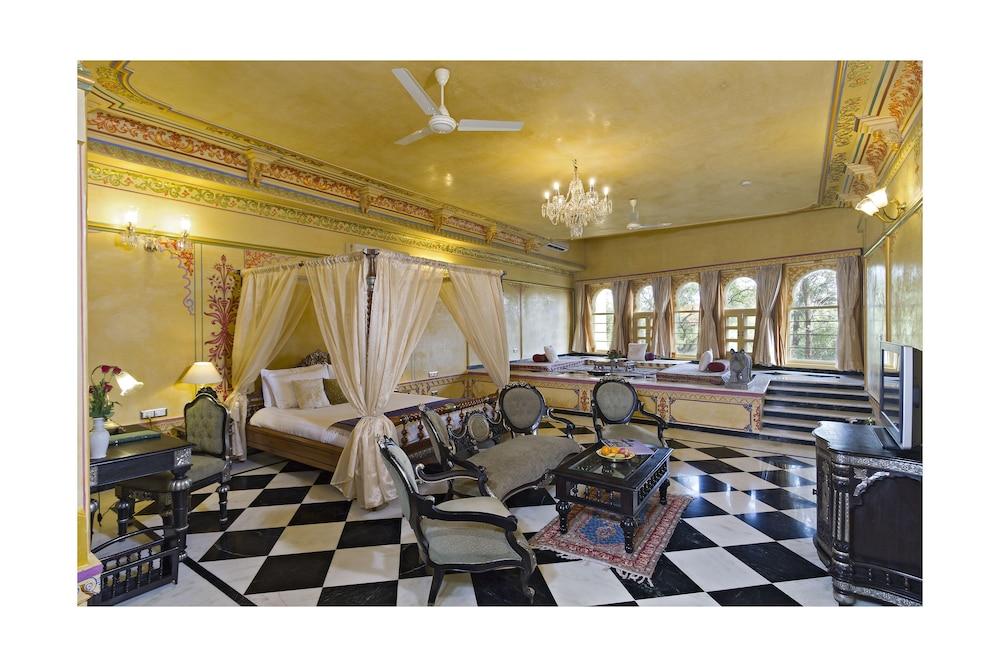 Chunda Palace Удайпур Экстерьер фото