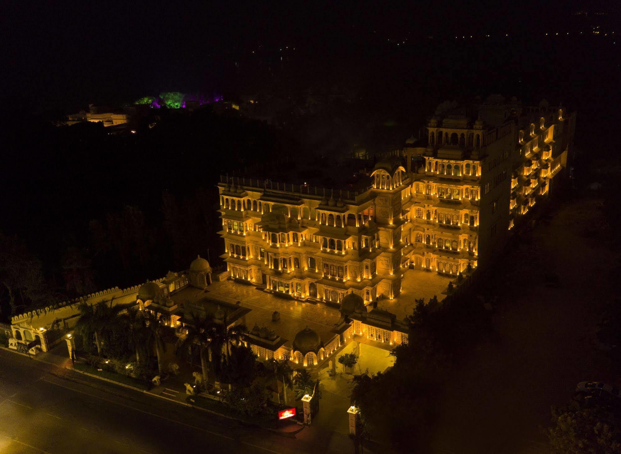 Chunda Palace Удайпур Экстерьер фото
