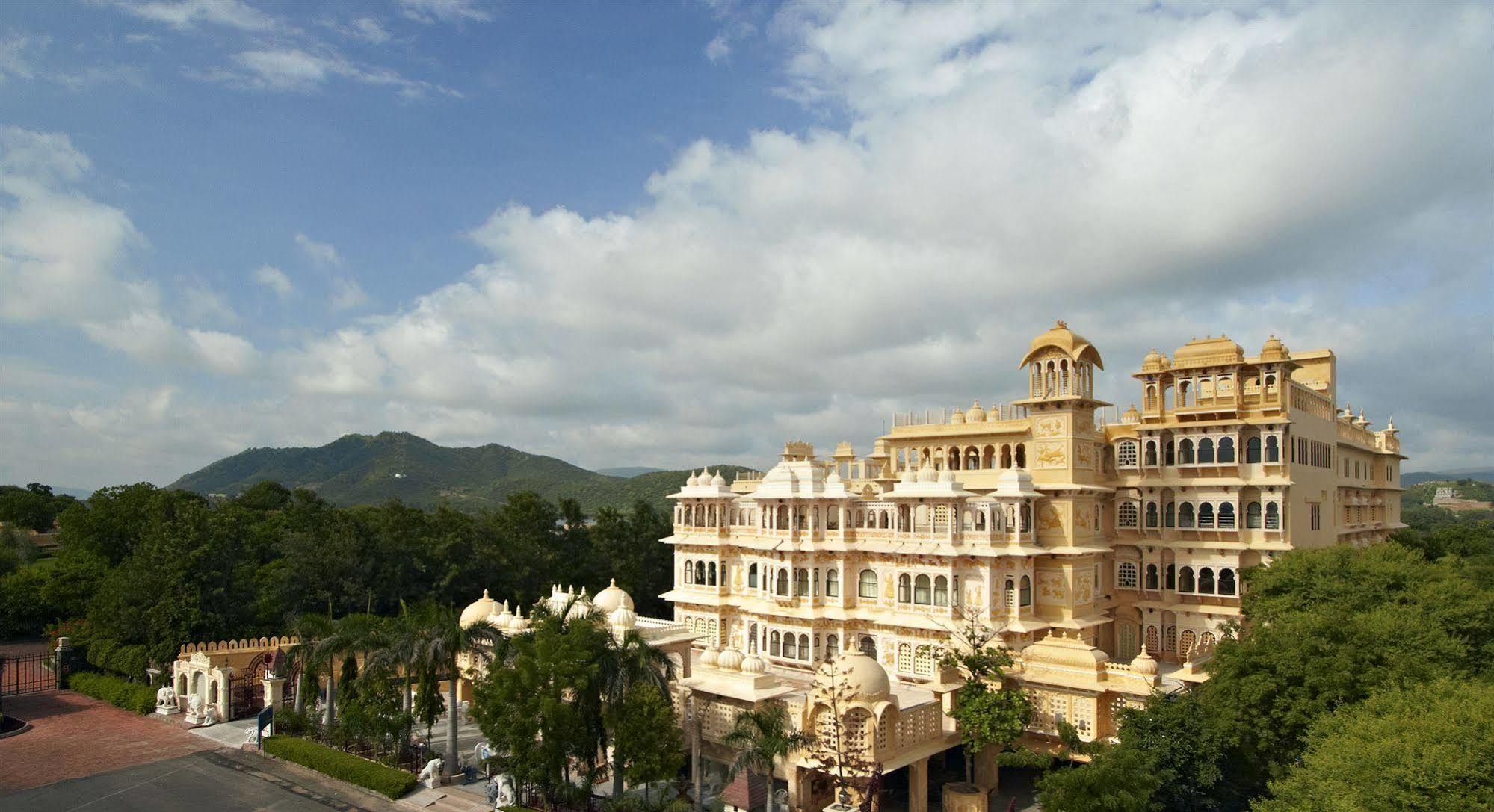 Chunda Palace Удайпур Экстерьер фото
