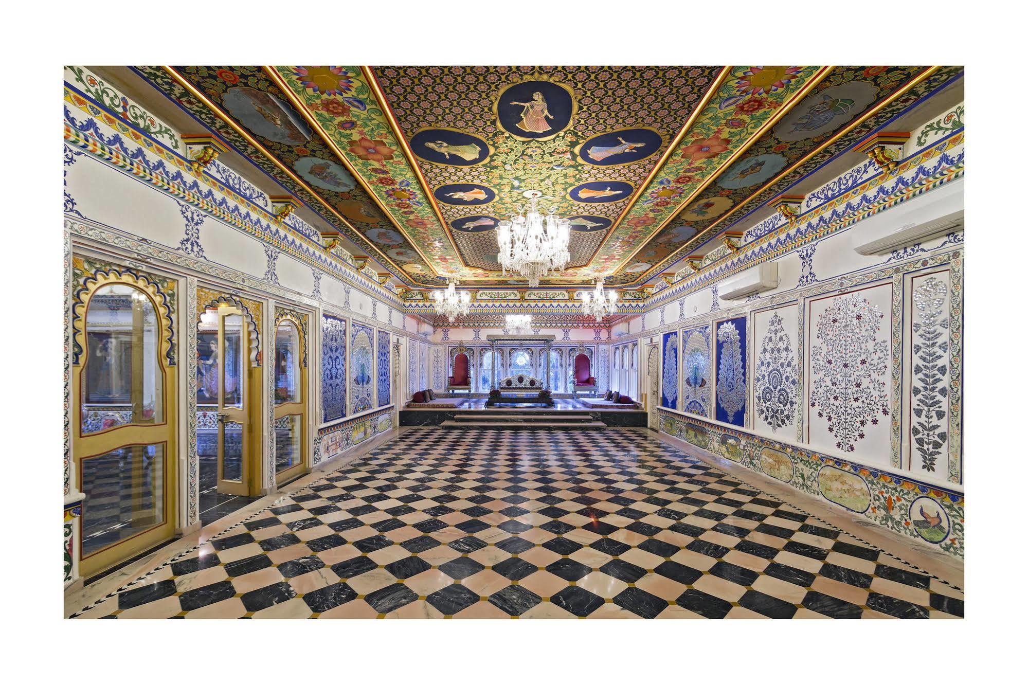 Chunda Palace Удайпур Экстерьер фото