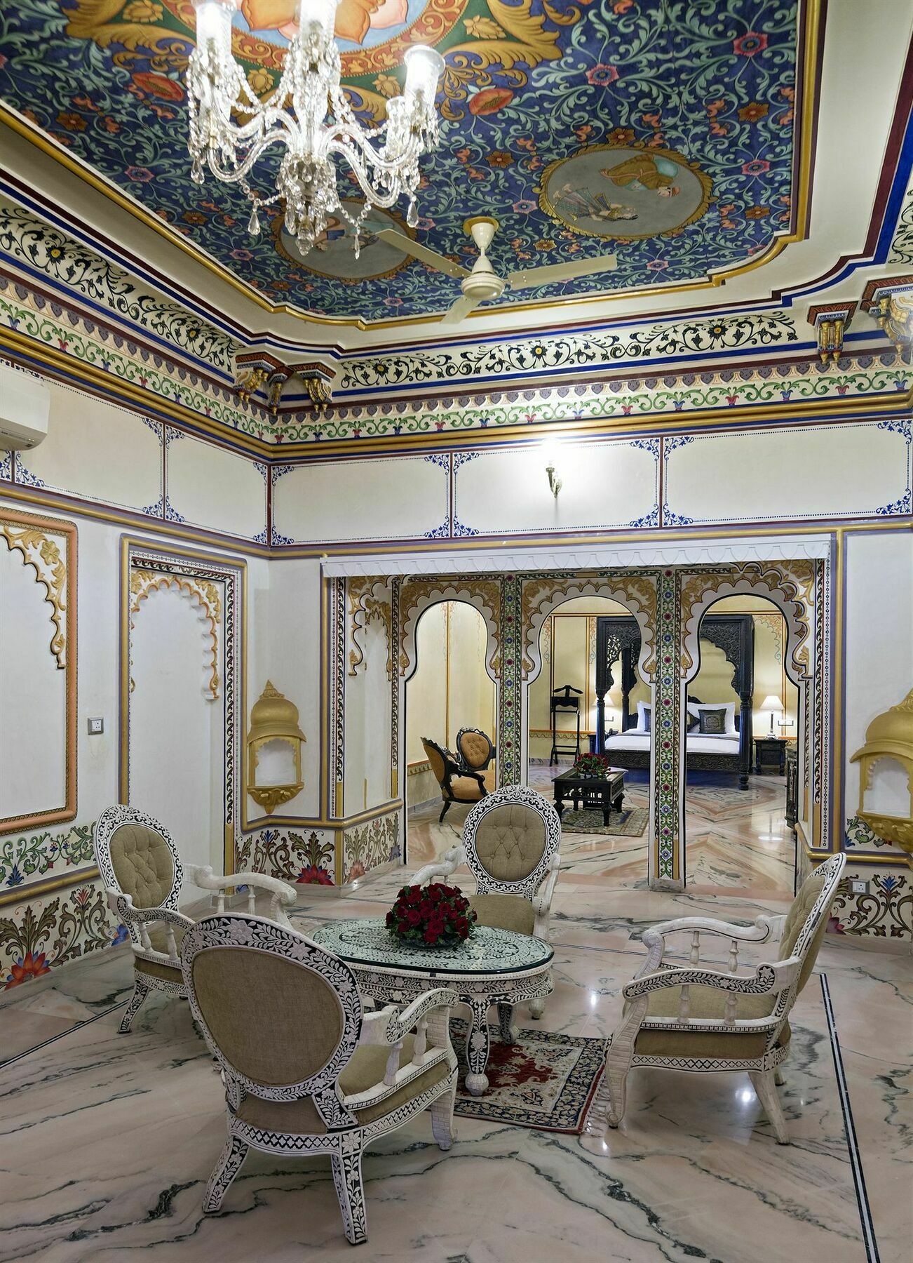 Chunda Palace Удайпур Экстерьер фото