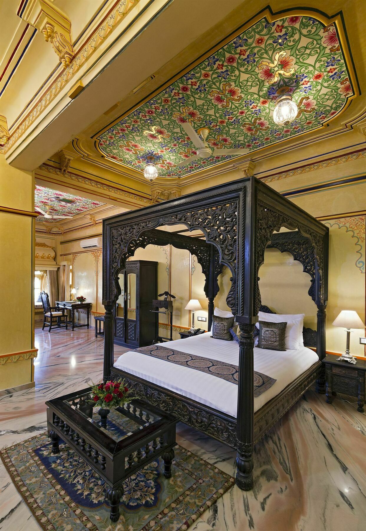 Chunda Palace Удайпур Экстерьер фото